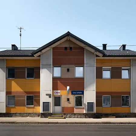 Limehome Urfahr 3*